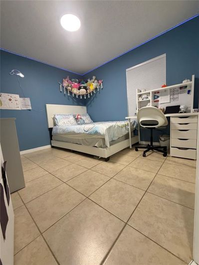 Image No.18-3 Bed Property for sale