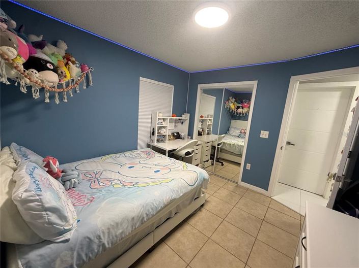 Image No.20-3 Bed Property for sale