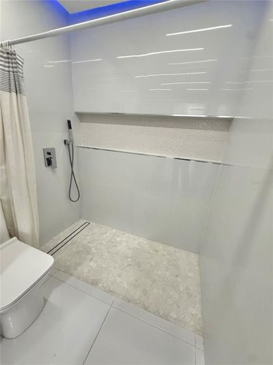 Image No.23-3 Bed Property for sale