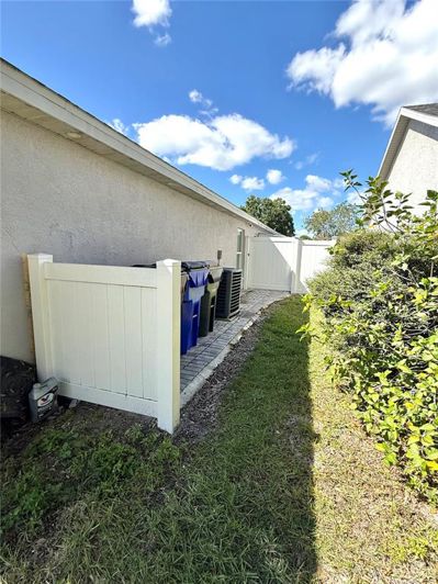 Image No.40-3 Bed Property for sale