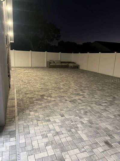 Image No.52-3 Bed Property for sale