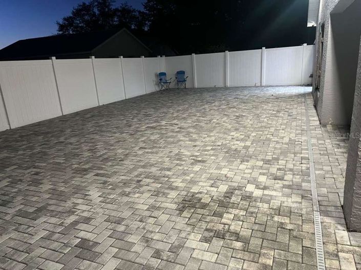 Image No.55-3 Bed Property for sale