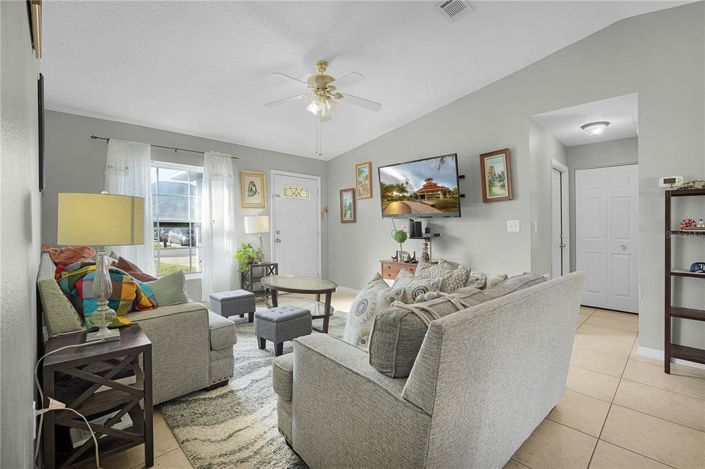 Image No.10-Propriété de 4 chambres à vendre à Kissimmee