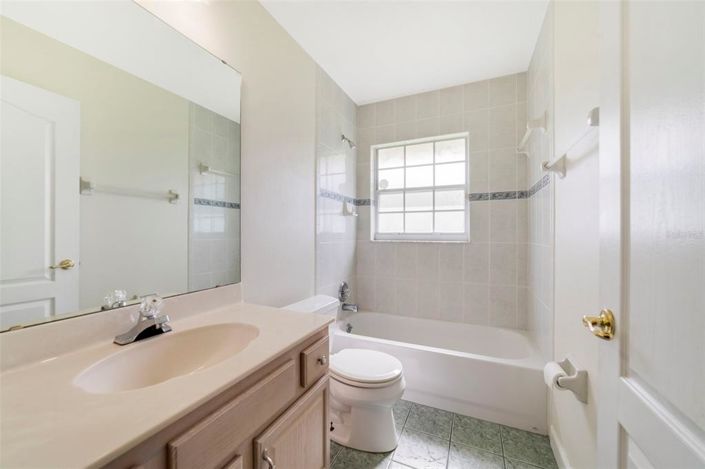 Image No.15-3 Bed Property for sale