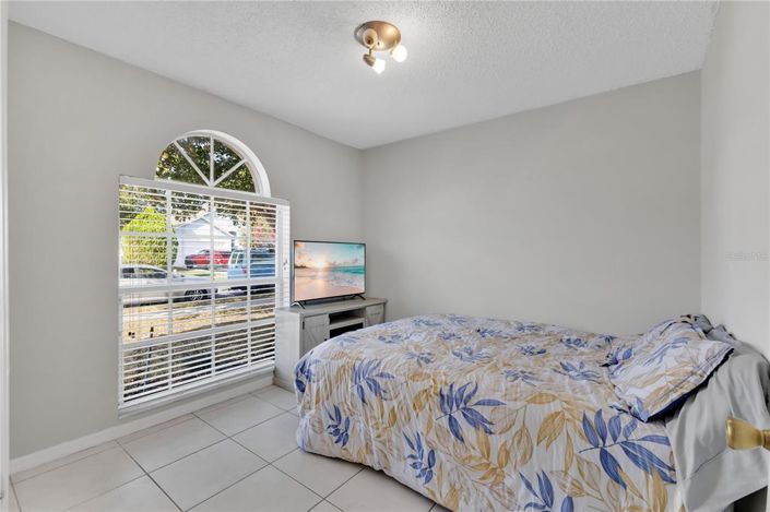 Image No.13-4 Bed Property for sale