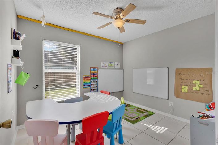 Image No.17-4 Bed Property for sale