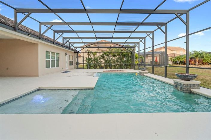 Image No.14-5 Bed House for sale