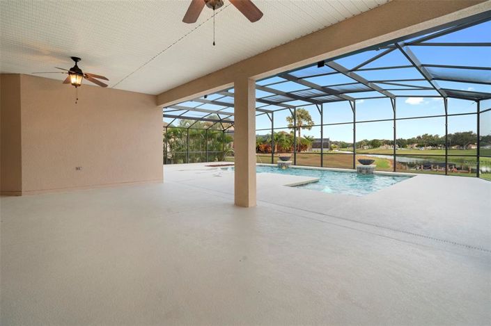 Image No.19-5 Bed Property for sale