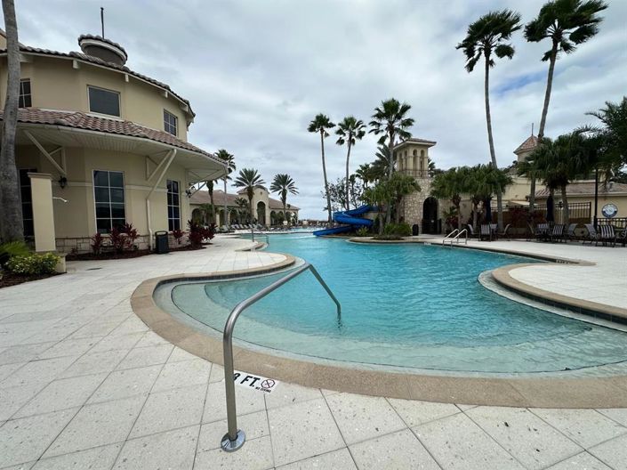 Image No.35-5 Bed Property for sale