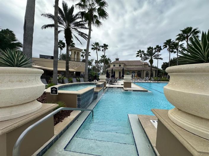 Image No.38-5 Bed Property for sale