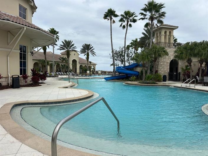 Image No.39-5 Bed Property for sale