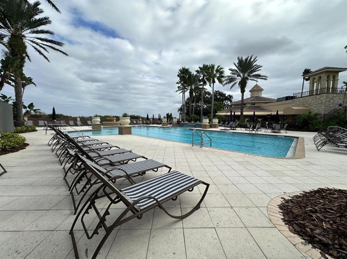 Image No.40-5 Bed House for sale