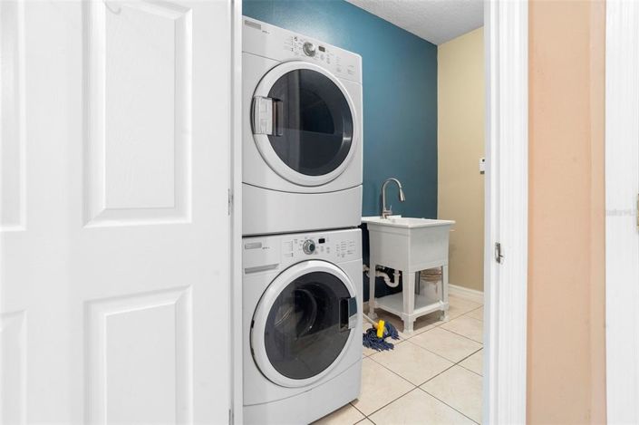 Image No.59-5 Bed House for sale