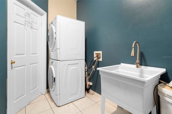 Image No.60-5 Bed House for sale