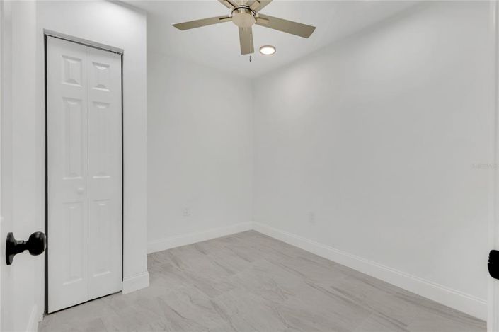 Image No.9-5 Bed Property for sale