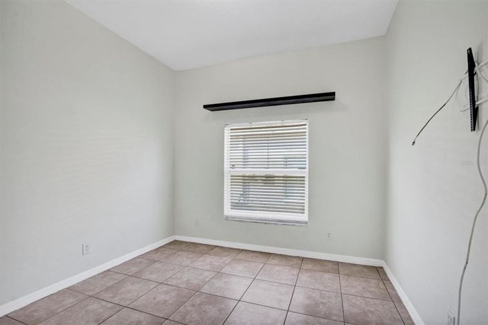 Image No.26-3 Bed Property for sale