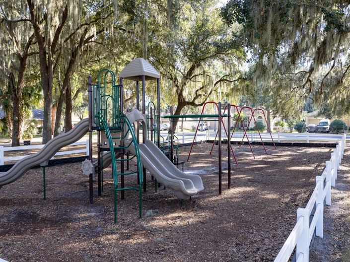 Image No.15-3 Bed Property for sale