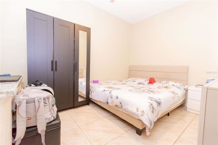 Image No.15-3 Bed Townhouse for sale