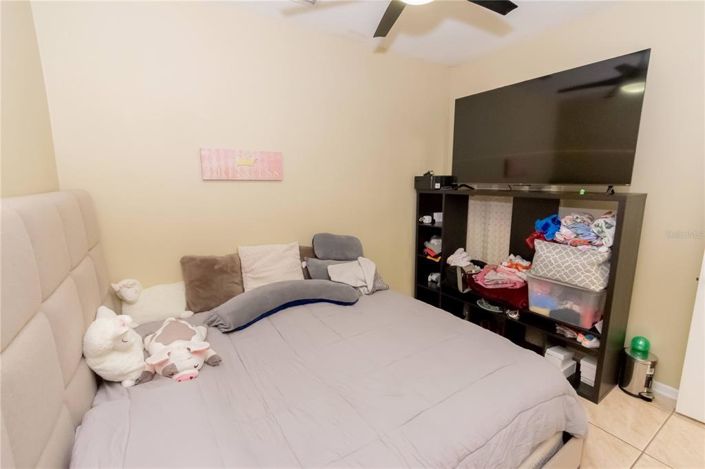 Image No.19-3 Bed Townhouse for sale