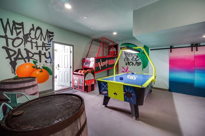 Image No.36-5 Bed Property for sale