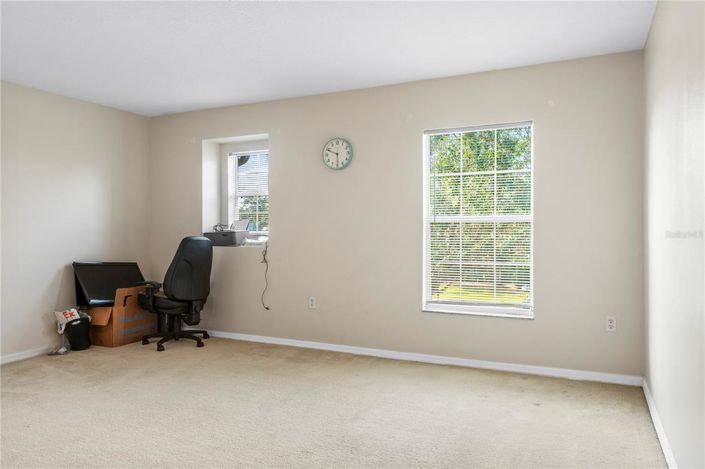 Image No.28-5 Bed Property for sale