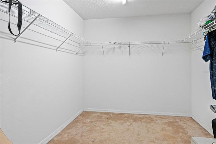 Image No.33-5 Bed Property for sale