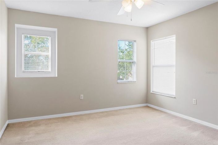 Image No.36-5 Bed Property for sale