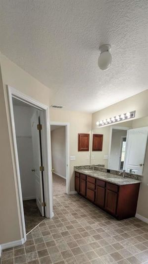 Image No.10-Maison de 4 chambres à vendre à Saint John