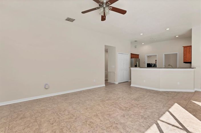 Image No.19-4 Bed Property for sale