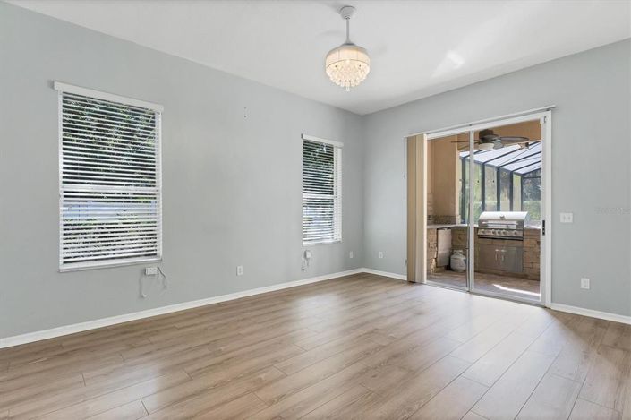 Image No.20-4 Bed Property for sale