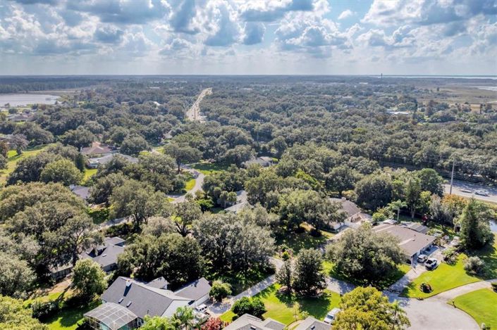 Image No.5-4 Bed Property for sale