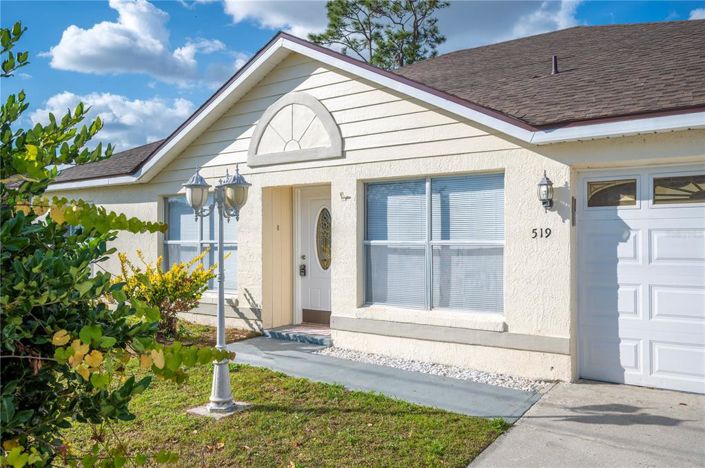 Image No.2-Propriété de 4 chambres à vendre à Kissimmee