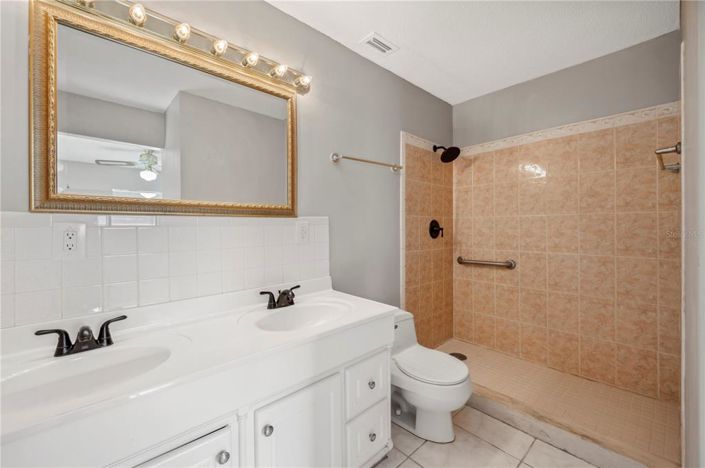 Image No.22-Propriété de 4 chambres à vendre à Kissimmee