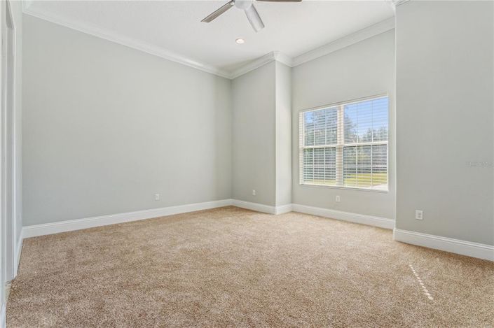 Image No.27-6 Bed Property for sale