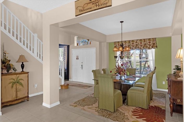 Image No.3-7 Bed Property for sale