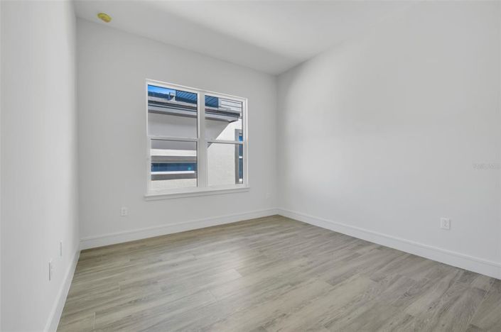 Image No.30-Propriété de 4 chambres à vendre à Davenport