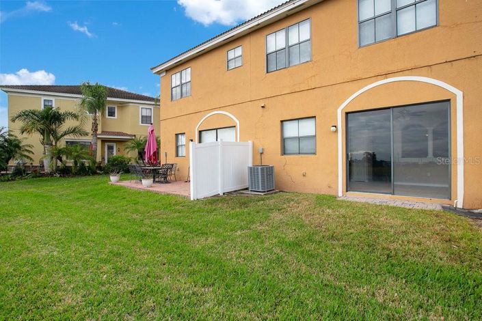 Image No.22-Maison de ville de 4 chambres à vendre à États-Unis