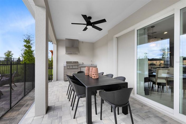 Image No.30-6 Bed Property for sale