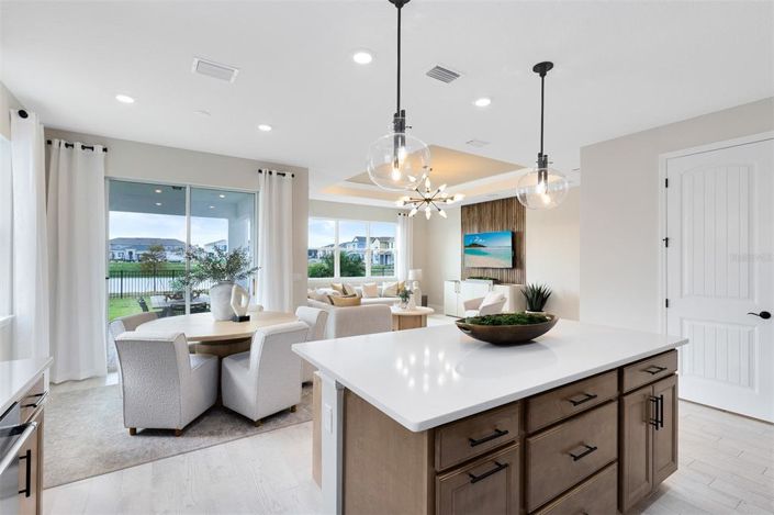 Image No.7-4 Bed Property for sale