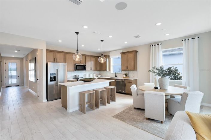 Image No.9-4 Bed Property for sale