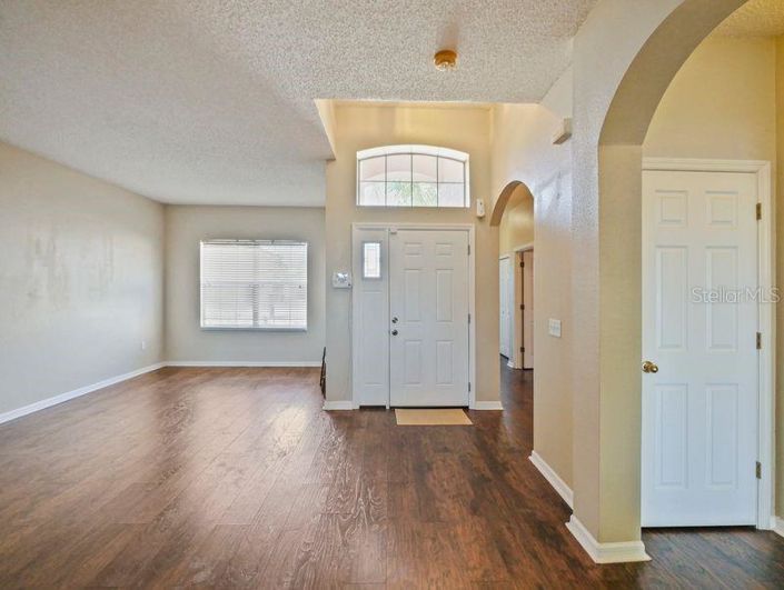 Image No.4-4 Bed House for sale