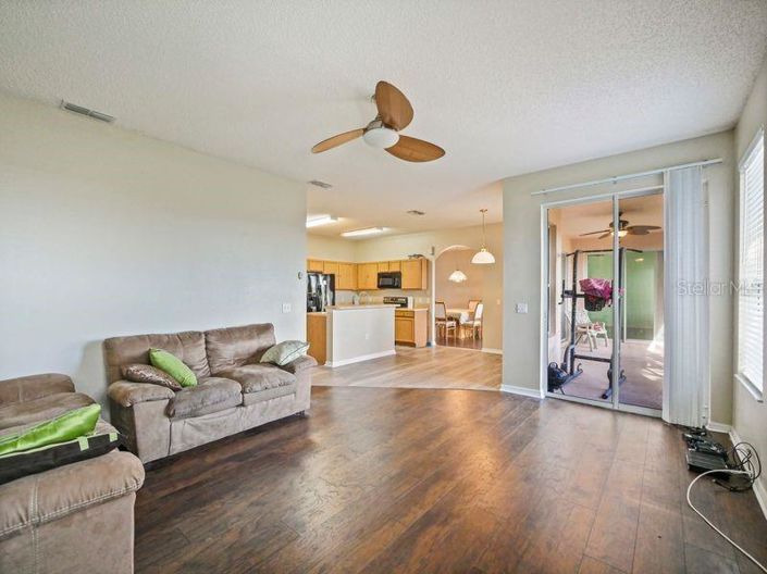 Image No.7-Propriété de 4 chambres à vendre à Kissimmee