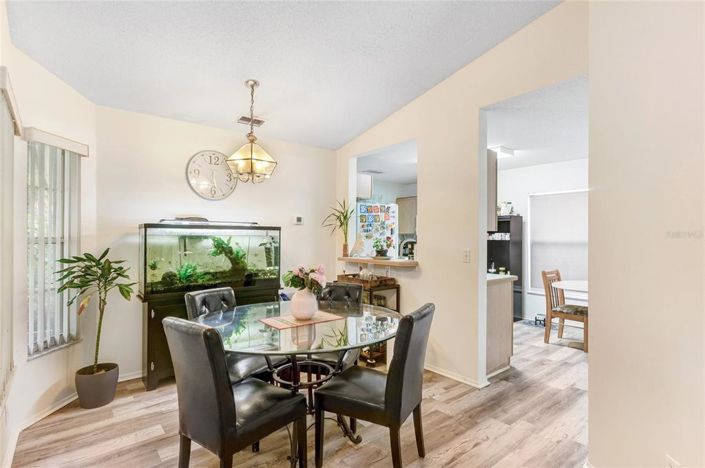 Image No.8-Propriété de 3 chambres à vendre à Kissimmee