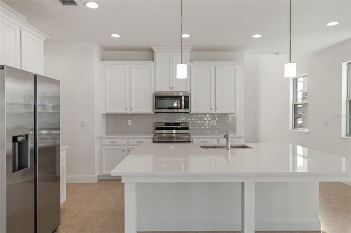 Image No.13-5 Bed Property for sale