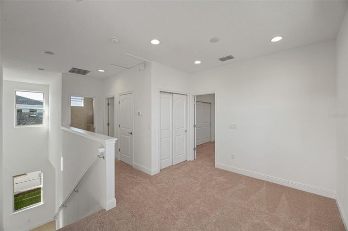 Image No.23-5 Bed Property for sale