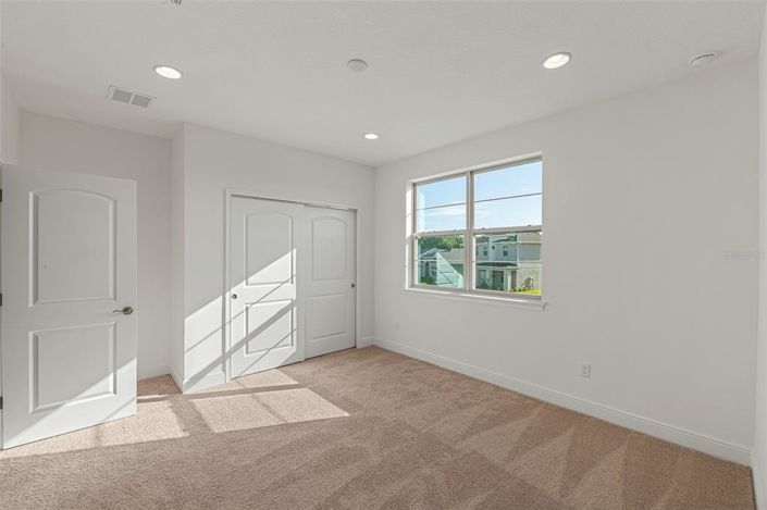 Image No.29-5 Bed Property for sale