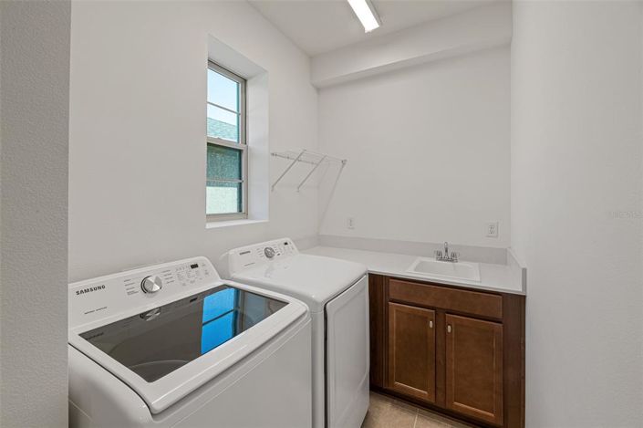 Image No.30-5 Bed Property for sale