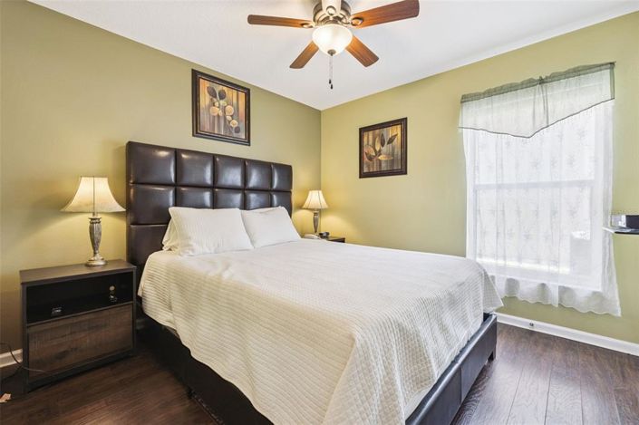 Image No.13-4 Bed House for sale