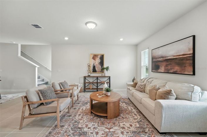 Image No.14-3 Bed Property for sale