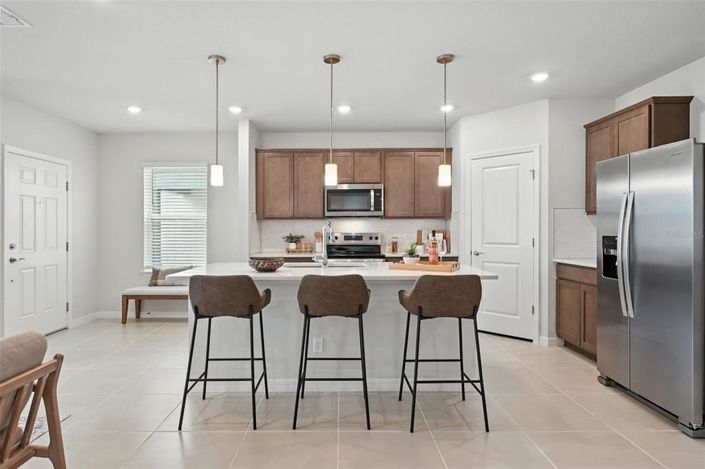 Image No.8-3 Bed Property for sale